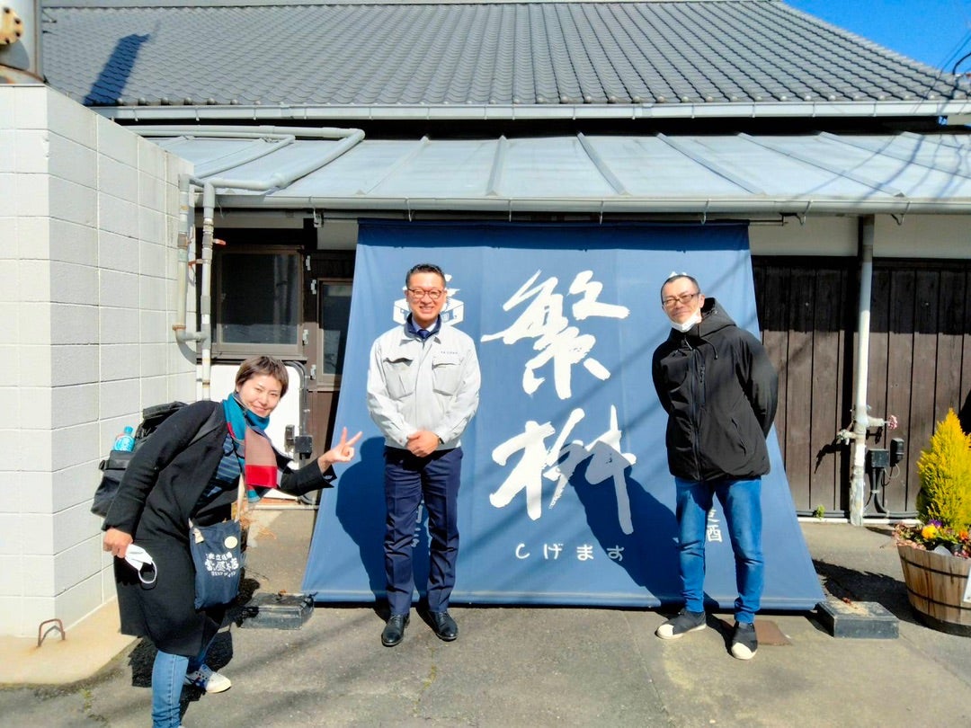 写真：社長の中川さんとパシャリと一枚